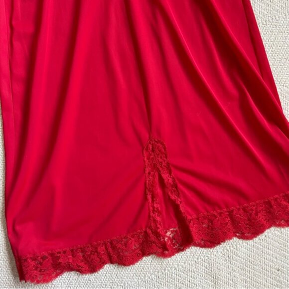 Vanity Fair Vintage Red Chemise Slip Lingerie with Lace Detail - Picture 8 of 10